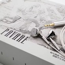 MOONDROP PAVANE — earbuds flat-head (abiertos) con driver dinámico 13,5 mm “external-magnetic long-stroke” · diafragma DLC composite (3ª gen) · cuerpo acero inoxidable · cable fijo con plugs 3,5 mm SE / 4,4 mm balanceado.