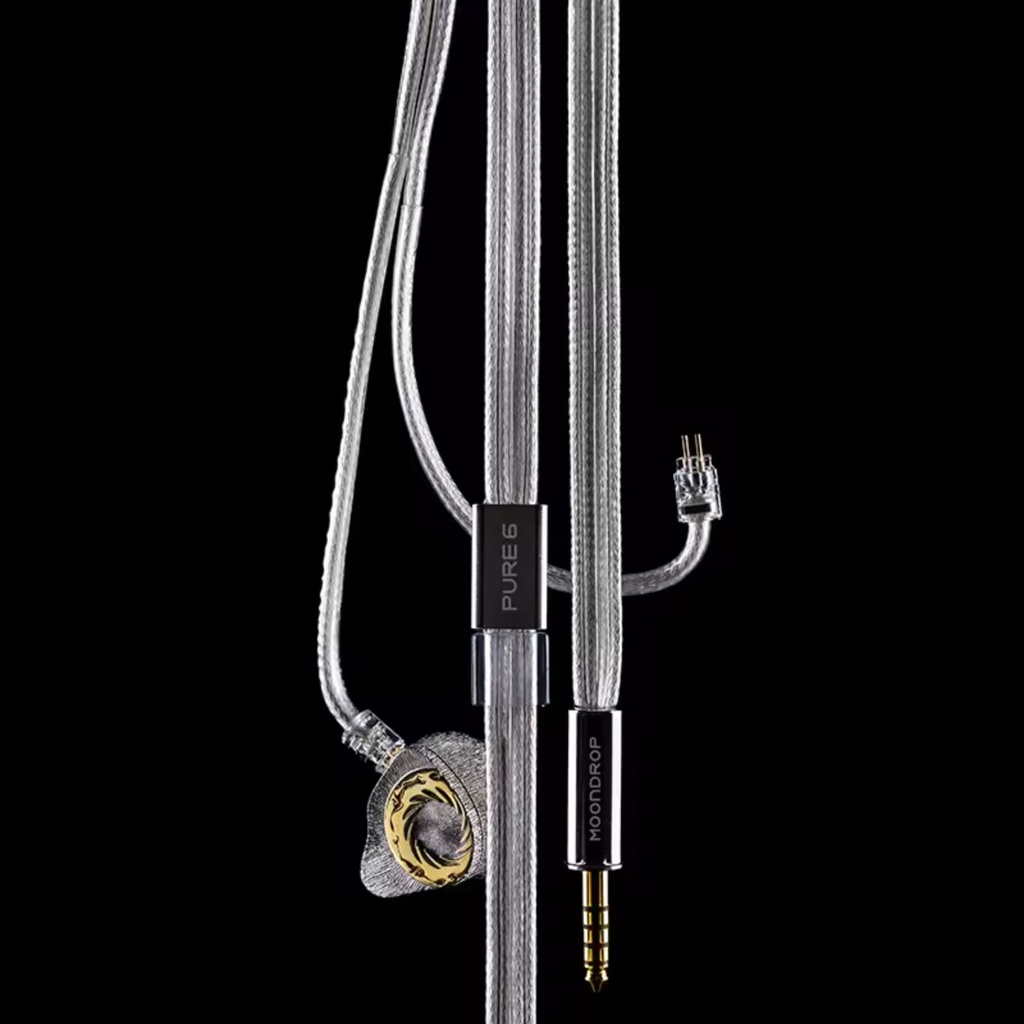MOONDROP SOLIS II — IEM trihíbrido 2 Dynamic (10 mm) + 2 Balanced Armature + 4 EST · crossover de 3 vías · cavidad plata 925 con detalles 24K · 0,78 mm 2-pin · plug 3,5 mm SE (cable PURE6).