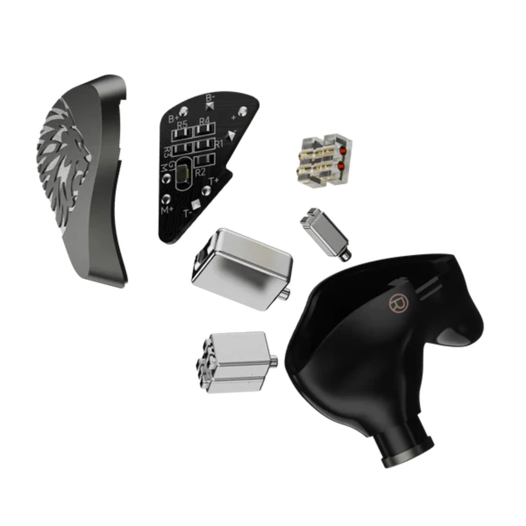 HiBy Yvain — IEM Quad-BA (4 Balanced Armature por lado) · crossover electrónico de 3 vías · cámara acústica independiente 3-canales · 0,78 mm 2-pin · cable OCC Litz con plugs intercambiables.