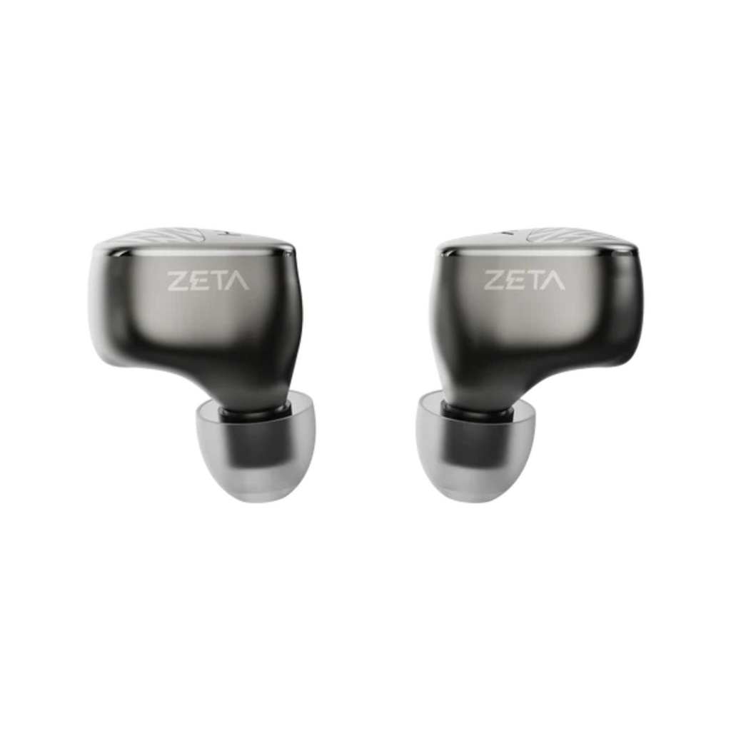 HiBy Zeta — IEM trihíbrido 1DD (10 mm liquid silicone) + 4BA (Knowles/Sonion) + 4 EST Sonion · crossover real de 5 vías + 5 cámaras/tubos acústicos independientes · estructura “Spatial Harmonic Enhancement” · carcasa de titanio CNC · 0,78 mm 2-pin · cable OCC 8 hebras Litz con terminación 4,4 mm balanceada.