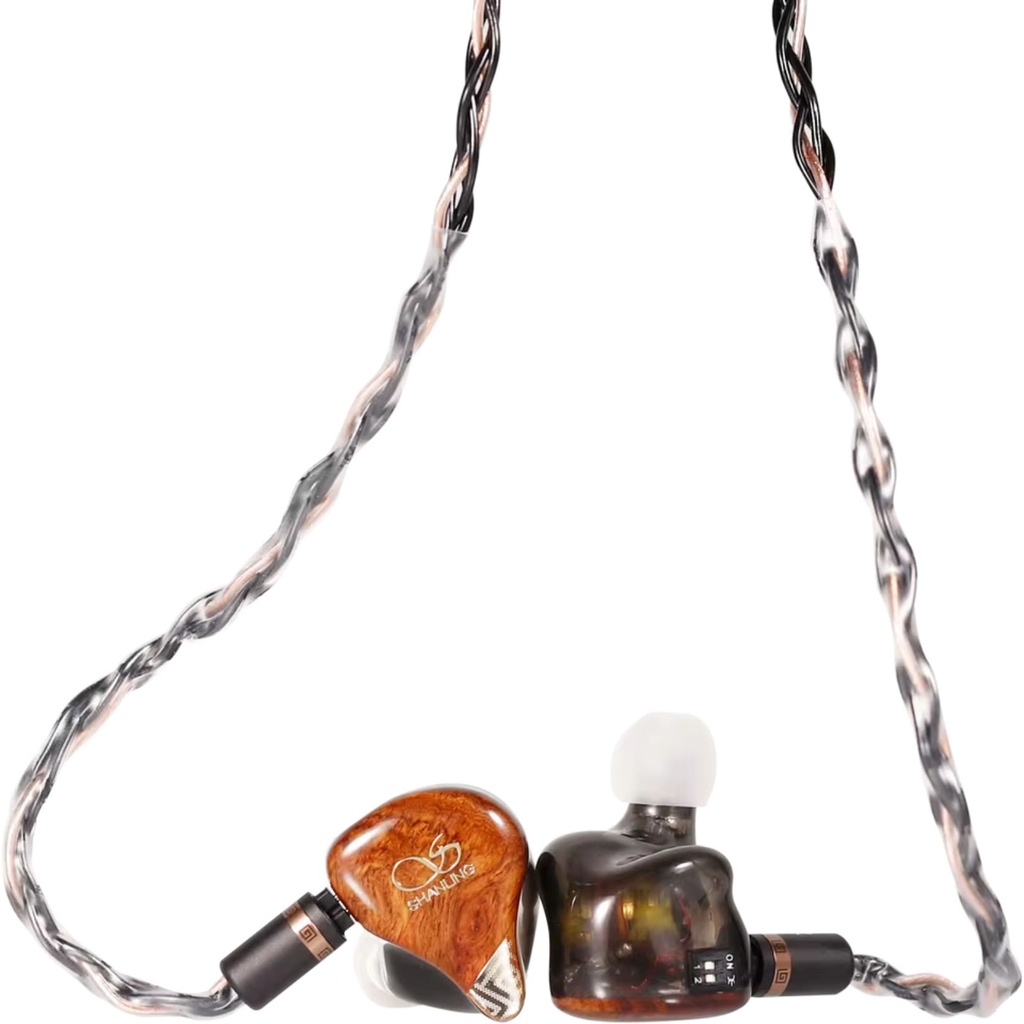 SHANLING MAJESTIC — IEM trihíbrido 12 drivers: 2 Dynamic (10 mm, liquid silicone) + 6 Balanced Armature + 4 EST Sonion · crossover de 4 vías · doble micro-switch (refuerzo de grave y activación EST) · 0,78 mm 2-pin · cable 8 hebras Litz SPC (18-core) 4,4 mm balanceado · shell de resina médica con faceplate de madera (rosewood) y detalles dorados.