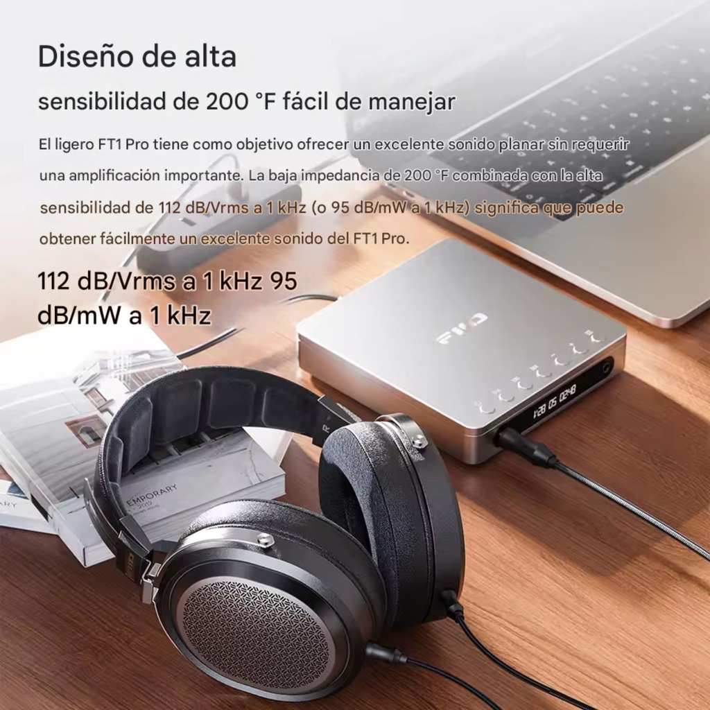 FiiO FT1 Pro — audífono over-ear abierto con driver planar magnético 95×86 mm (diafragma ultrafino 1 µm con doble recubrimiento zafiro + aluminio), 20 Ω, 112 dB/Vrms (95 dB/mW), 7–40 kHz, ≈374 g, cables SPC 3,5 mm y 4,4 mm (según pack) y estuche rígido.