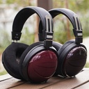 FiiO FT13 — over-ear cerrado con driver dinámico de 60 mm, cápsulas de madera Purpleheart, diadema de aleación de magnesio y cable híbrido Furukawa OCC + OFC plateado con punteras 3,5 mm / 4,4 mm (incluye adaptadores 6,35 mm y XLR-4).