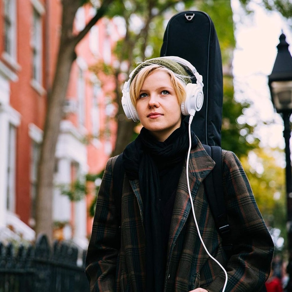 Audio-Technica ATH-M50xWH – audífonos de estudio blancos