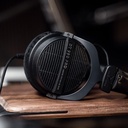 beyerdynamic DT 990 PRO – audífonos open-back de estudio
