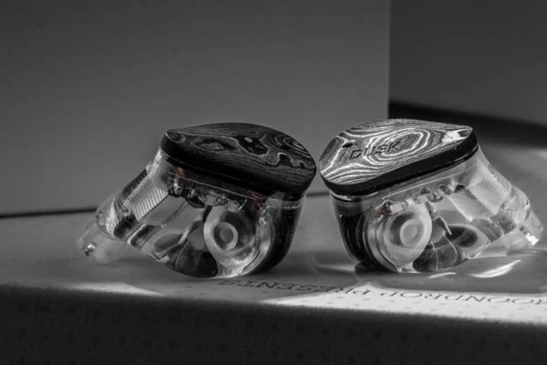 GreenAudio presenta: MOONDROP x Crinacle DUSK