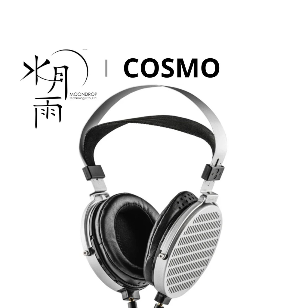 MOONDROP COSMO — over-ear abierto con driver planar magnético de 100 mm (nanoscale ultra-thin, circuito de plata, FDT/Full-Drive) · 15 Ω · 100 dB/Vrms · 13–58 kHz (efectiva 20–20 kHz) · conexión dual 3,5 mm en copas · cable balanceado 4,4 mm + adaptador 6,35 mm.