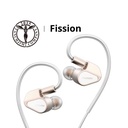 TANCHJIM Fission — IEM dinámico DMT5 (5ª gen) · 0,78 mm 2-pin · plugs 3,5 / 4,4 / USB-C intercambiables.